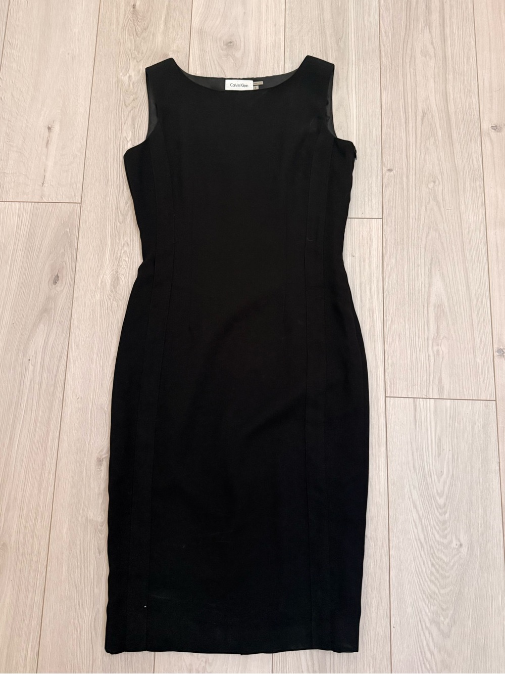 Calvin Klein Solid Black Classic Sheath Dress size 2